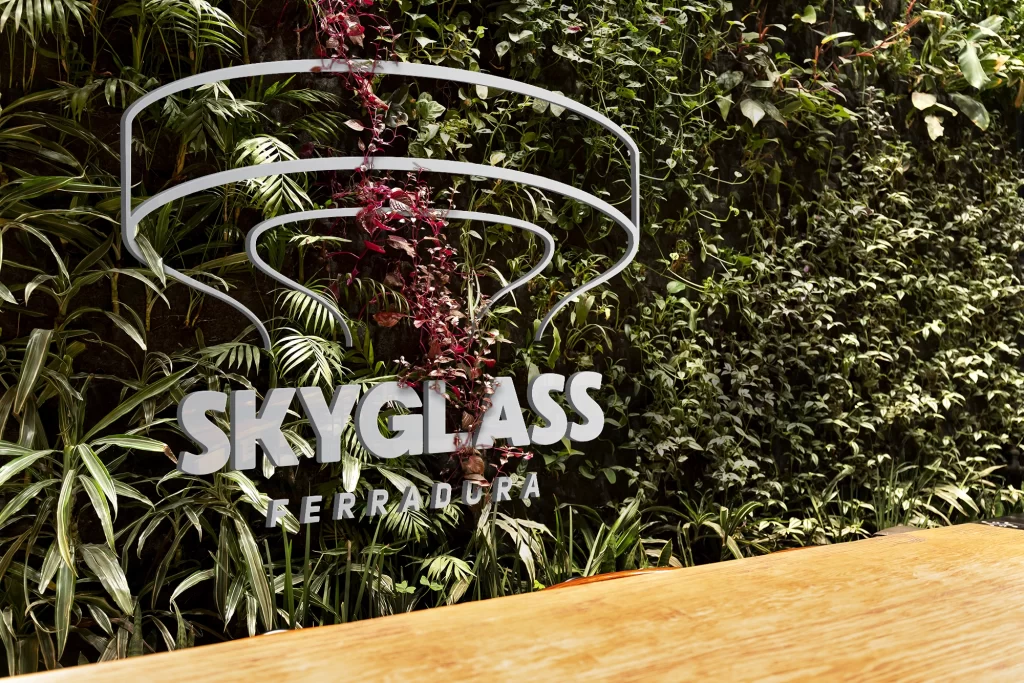 branding SkyGlass Canela