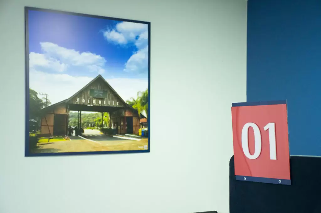 Detalhe no projeto de sinalização do 2º Tabelionato de notas e 3º de Protestos de Joinville